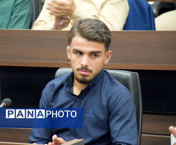 نشست همدلی معاون استاندار با قهرمانان و مربیان ورزشی تربت حیدریه