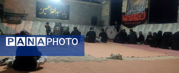 مراسم عزاداری شب نهم محرم و سوگواری برای امام حسین‌‌(ع)
