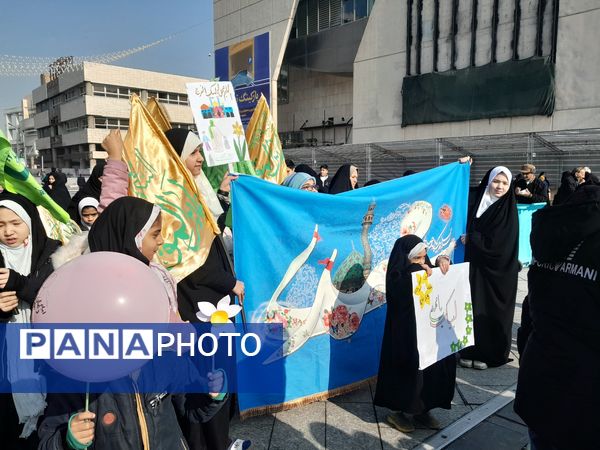 اجتماع عظیم منتظران ظهور به مناسبت نیمه‌ شعبان در مشهد 