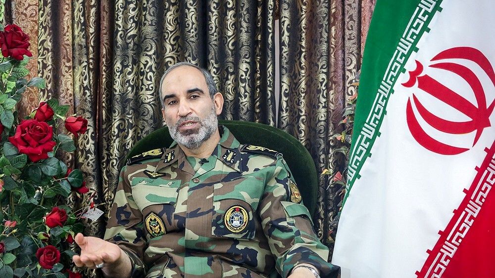 بسیجیان پرچم‌دار جهاد تبیین هستند