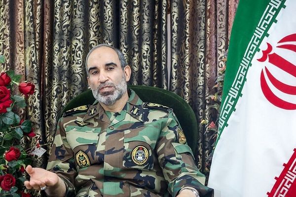 بسیجیان پرچم‌دار جهاد تبیین هستند