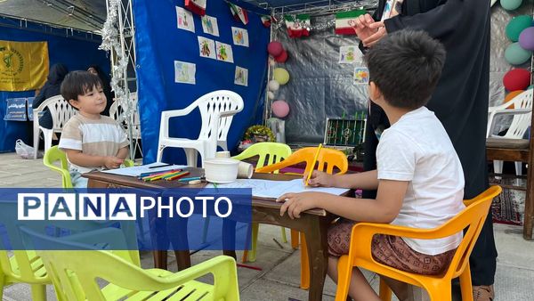 نمایشگاه «شکوه هجرت» و «طلایه داران اقتصاد ملی»