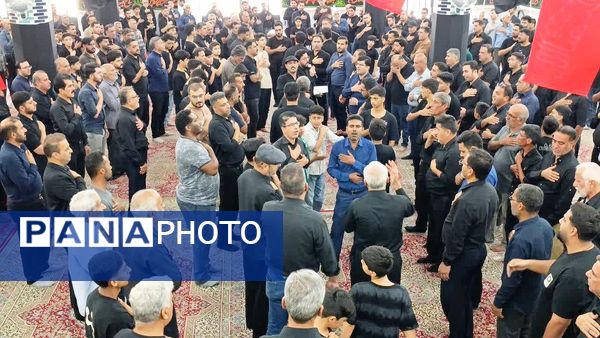 نمازی به یاد ظهر عاشورا