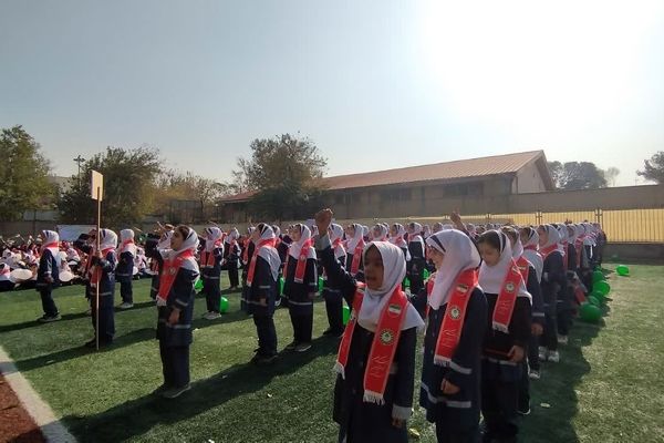 برگزاری همایش دانش‌آموزان پیشتاز منطقه ۱۰