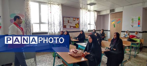 کارگاه ضمن خدمت مربیان پیشتاز سازمان دانش‌آموزی در شیروان