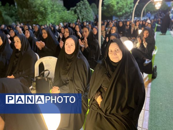 هفته‌ای برای ستایش دانایی؛ جشن معلمان در تالار ملک برگزار شد