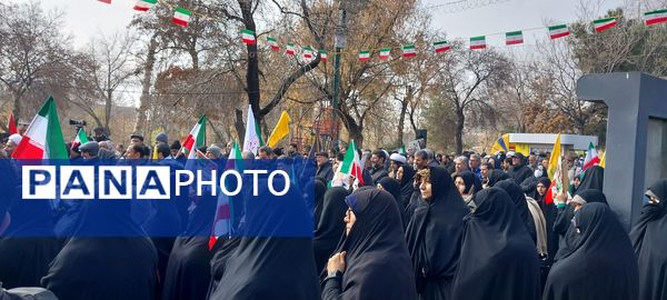 اجتماع نه دی در قزوین