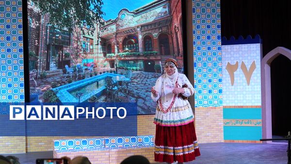 رقابت قصه گویان خراسانی در بیست و هفتمین جشنواره بین المللی قصه گویی 