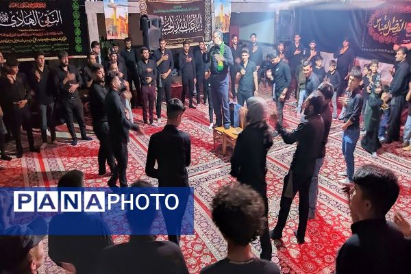 هیئت  زنجیر زنی و عزاداری اباعبدالله الحسین علیه السلام  بار درشب هفتم محرم  