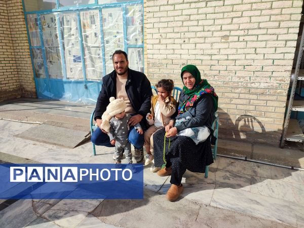 سه روز بندگی  در مسجد جامع نیشابور