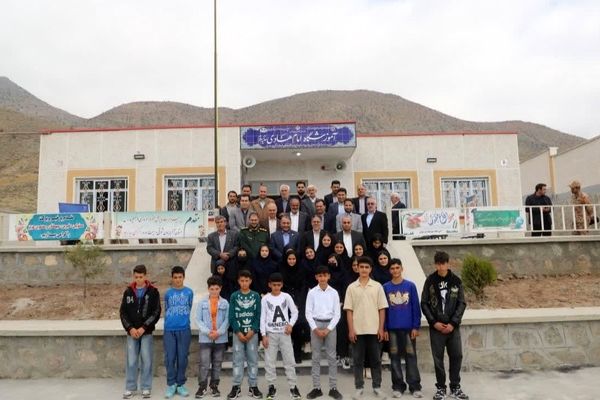 افتتاح مدرسه روستایی در هوراند آذربایجان شرقی