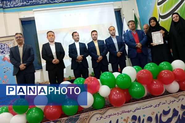 آموزش و پرورش ورامین در هفته پژوهش به استقبال نخبگان رفت