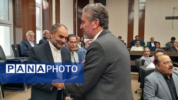 نشست ویژه شورای اداری شهرستان تربت حیدریه به مناسبت هفته معلم 