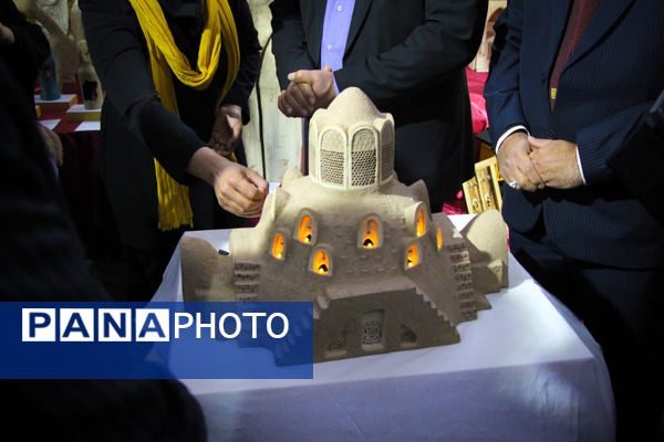 آغاز به‌کار نمایشگاه نوآوری و فناوری کاشان با ارائه دستاوردهای دانش‌آموزی