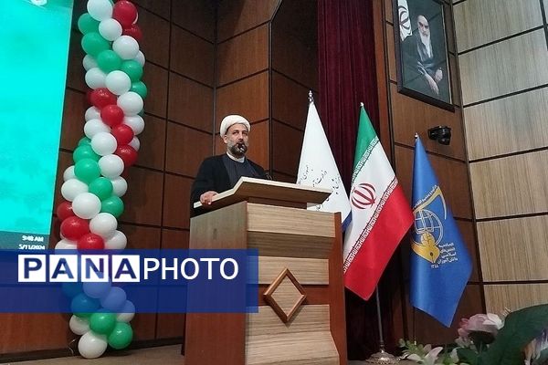 آیین تجلیل از برگزیدگان نمایشگاه‌های مدرسه انقلاب، جشنواره نوجوان سالم و یاریگران زندگی شهرستان‌های استان تهران