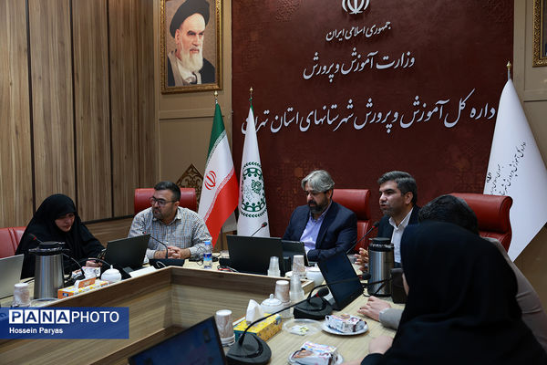 نشست صمیمی خبرنگاران پانا شهرستان‌های استان تهران با مدیرعامل خبرگزاری پانا