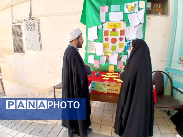 نمایشگاه قرآن ، عترت و نماز در مسجد جامع خلیل آباد 