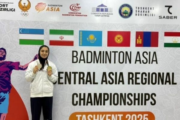 دانش‌آموز تبریزی، طلا و نقره مسابقات آسیایی بدمینتون را به گردن آویخت 