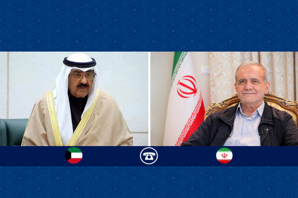 همگرایی با امت اسلامی را وظیفه راهبردی تلقی میکنیم