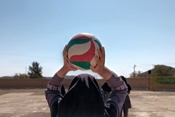 وقتی حیاط مدرسه به اردوگاه شادی و یادگیری تبدیل می‌شود