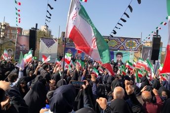 حضور پرشور نوجوانان و جوانان ناحیه دو شهرری در راهپیمایی ۱۳ آبان