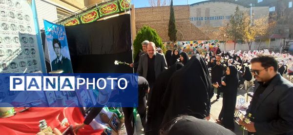 یادواره 118 شهید دانش‌آموز شهرستان بجنورد در مدرسه شاهد فاطمه زهرا(س)