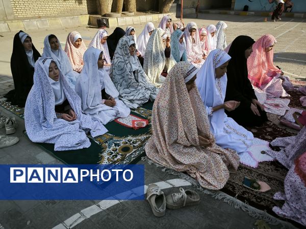 خواندن نماز باران در دبستان دخترانه شطیطه2