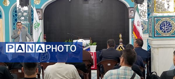 بدرقه دانش‌آموزان اعزامی به پیاده‌روی اربعین 