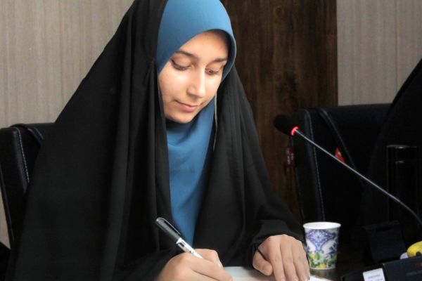 دانش‌آموز خبرنگار پانا برگزیده کشوری پرسش مهر ریاست‌جمهوری شد 
