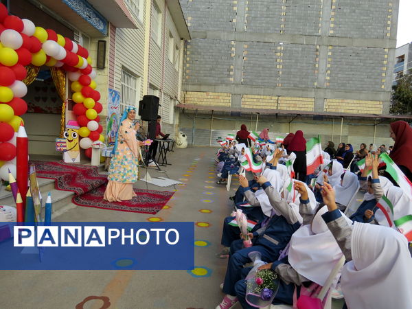 جشن شکوفه ها مدرسه ۱۷شهریور