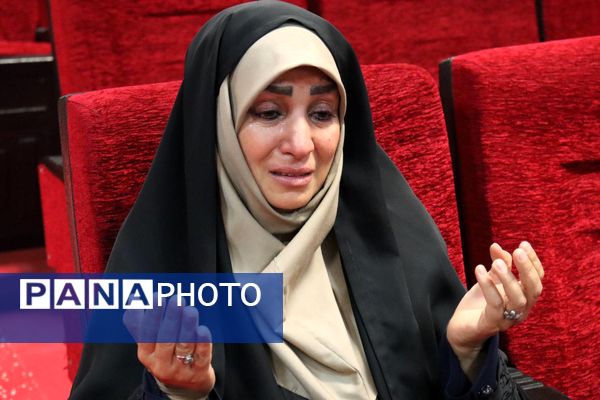 برگزاری جشن روز دختر با همکاری کانون خدمت رضوی و نهادهای آموزشی در منطقه 14 تهران 