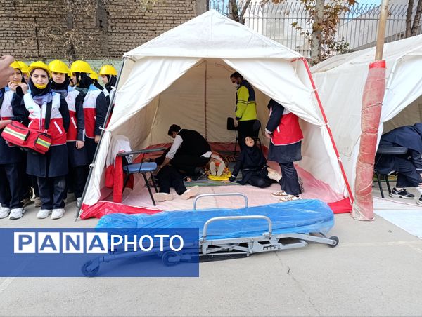 افتتاحیه طرح ملی دادرس و اجرای نمادین مانور سراسری زلزله