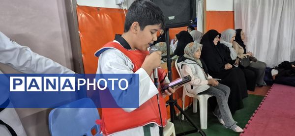 مراسم تجلیل قهرمانان تکواندوی استان خراسان رضوی از باشگاه دلاوران در کاشمر