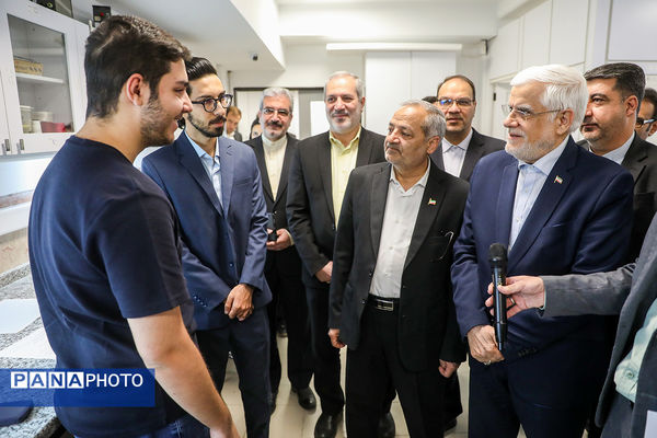 دیدار معاون اول رئیس‌جمهور با اعضای باشگاه و مدال‌آوران المپیادی