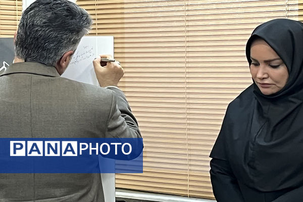 آیین رونمایی از کتاب «قلعه ایرج» در شهرستان پیشوا 
