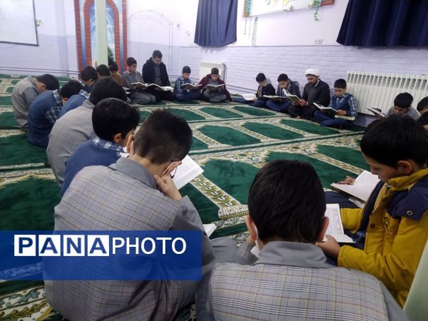 دومین جلسه گفتمان دینی  دبستان پسرانه فضیلت