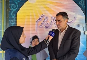 بازدید مدیر آموزش و پرورش ناحیه ۴ اصفهان از روند برگزاری انتخابات انجمن اولیا و مربیان در مدارس