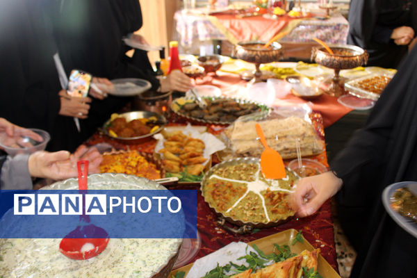 نمایشگاه طرح جابربن حیان در ناحیه یک قم - 2