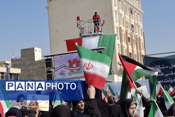 تجمع مردم غیور، انقلابی و ولایتمدار اسلامشهر در جشن ۴۶ سالگی انقلاب اسلامی