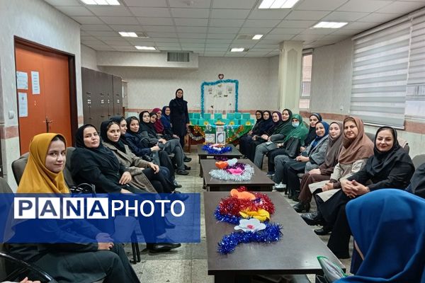 مدارس شهرستان قدس زیر چادر بانوی دو عالم در جشن ولادت حضرت زهرا(س)