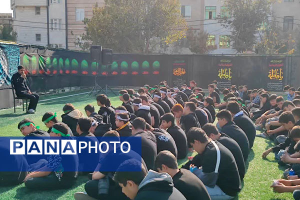 برگزاری مراسم عزاداری شهادت حضرت فاطمه الزهرا(س) در مدرسه شاهد شهیدکاظمی 