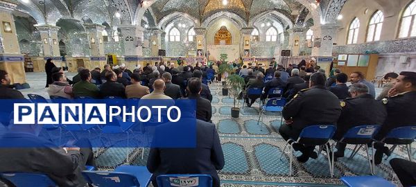 آیین غبارروبی ضریح مطهر حضرت علی‌بن‌امام‌محمدباقر(ع) 