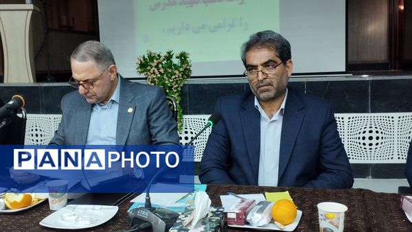 جلسه شورای اداری آموزش و پرورش خلیل‌آباد
