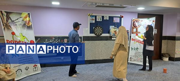 مسابقات دارت و طناب کشی در کتابخانه اندیشه شهرستان شیروان