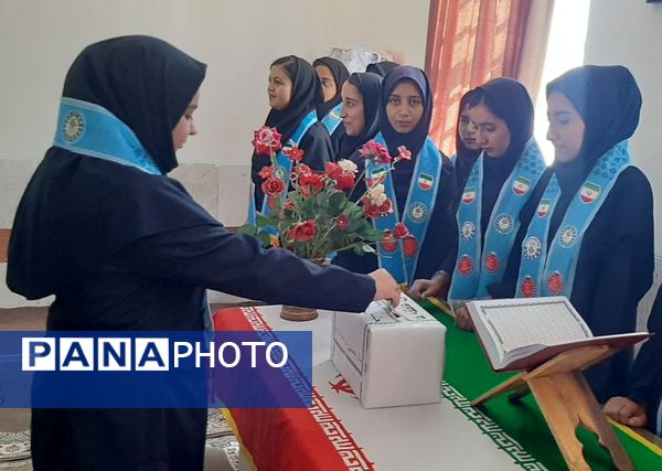 برگزاری جشن عاطفه‌ها در مدارس عشایری استان کرمان 