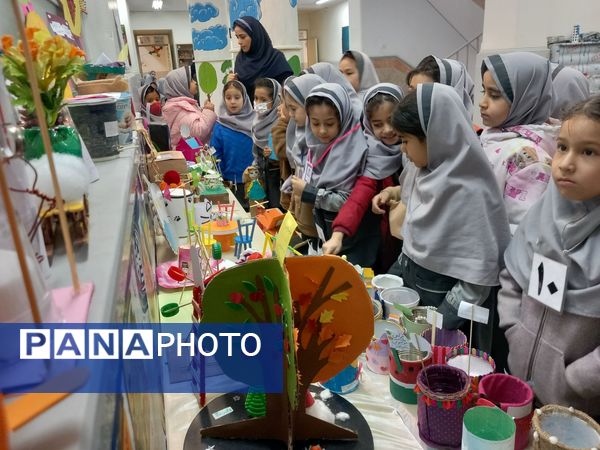 برپایی نمایشگاه هفته پژوهش در مدارس رباط‌کریم