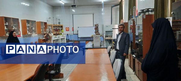 بازدید سرگروه‌های آموزشی از دبیرستان مهشید مصلی نژاد