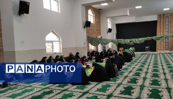 جز خوانی قرآن به همراه افطاری در مسجد خاتم النبیین بیرجند