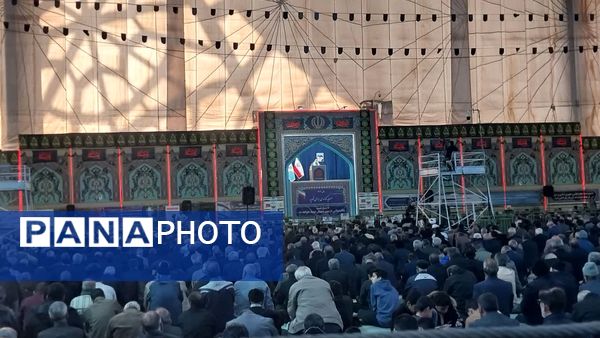 اقامه نماز باران و نماز جمعه به امامت آیت الله ابوالحسن مهدوی
