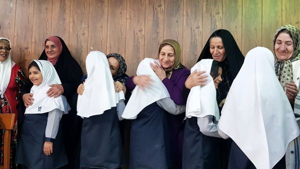 بزرگداشت هفته ملی سالمند در دبستان دخترانه سماء شیروان 